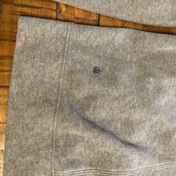 Lululemon fleece pullover size 6 - Picture 9 of 12